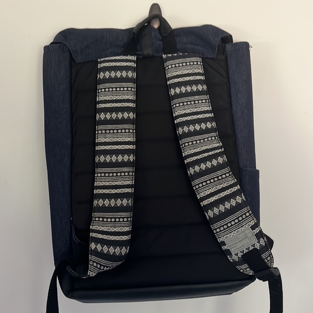 Laptop Backpack - Picture 2 of 7